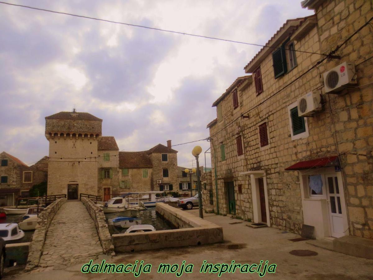 Apartment D & N Kastela Exterior photo